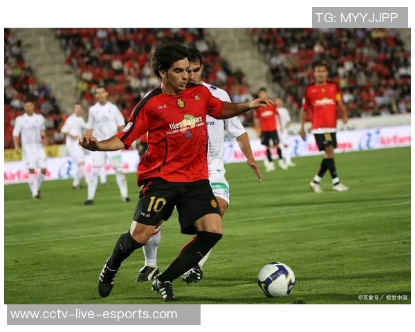 马克西称赞埃奇库姆成熟稳重认为他能掌控比赛节奏不受干扰