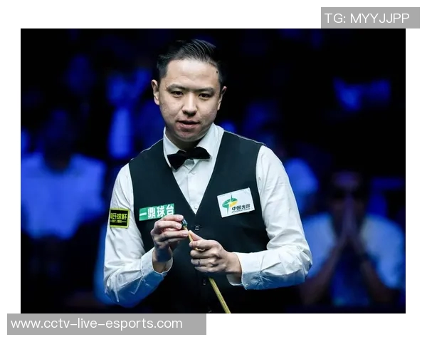 里斯三分球表现惊艳砍下12分助力球队逆转卫冕冠军更衣室庆祝热烈